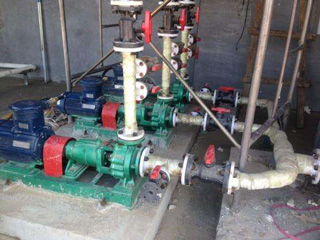 化工泵使用現(xiàn)場(chǎng)